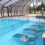 © Piscine couverte - Camping Coudoulets