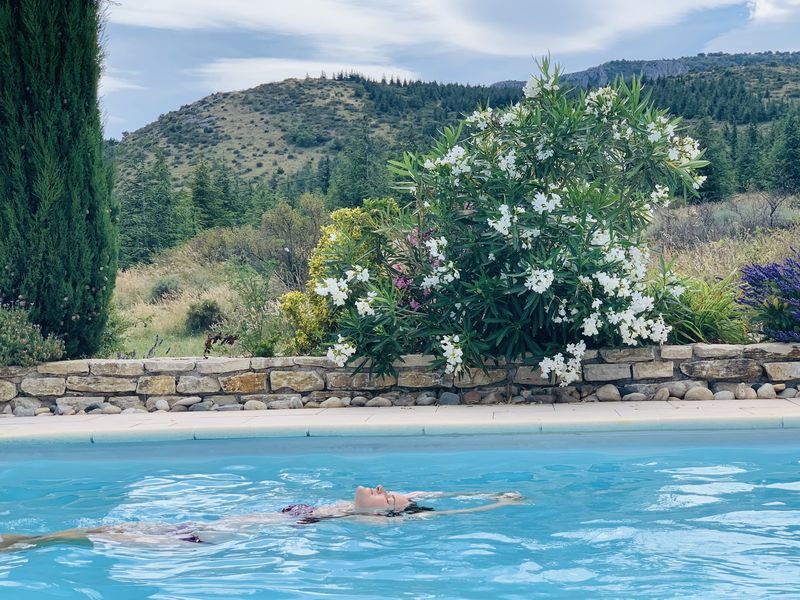 Villa L'Embellie St-Vincent, Sud Ardèche, clim/piscine 6-7 pers