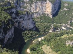 Saint-Martin-d'Ardèche, une balade au rythme de l'eau entre crues et sécheresses