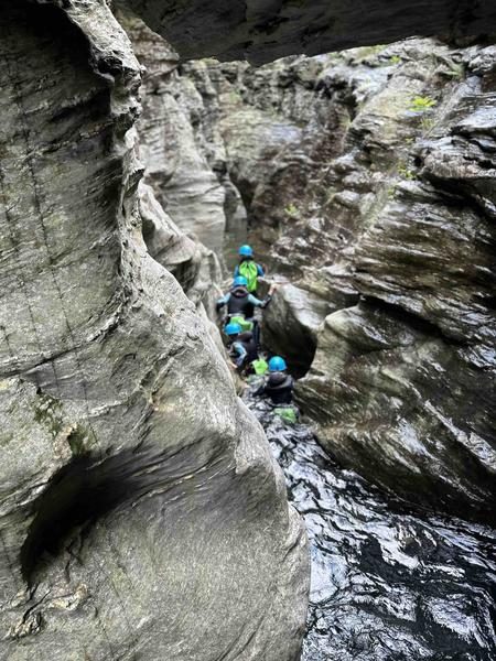Canyoning découverte, le Roujanel 1/2 journée avec Ardèche Outdoor Activités