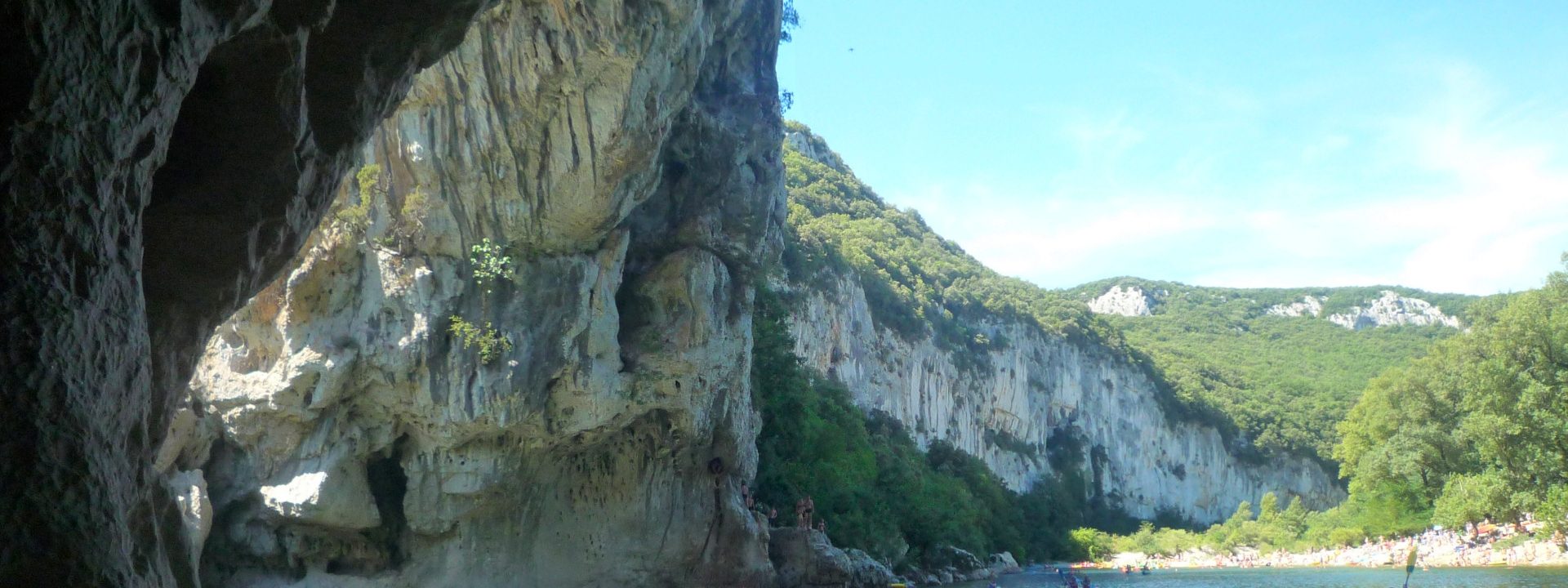 Canoë - Kayak de Vallon à St Martin d'Ardèche - 7 + 24 km / 2 jours avec Castor Canoë