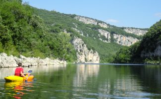 Canoë - Kayak de Vallon à St Martin d'Ardèche - 24 + 7km / 2 jours avec Castor Canoë