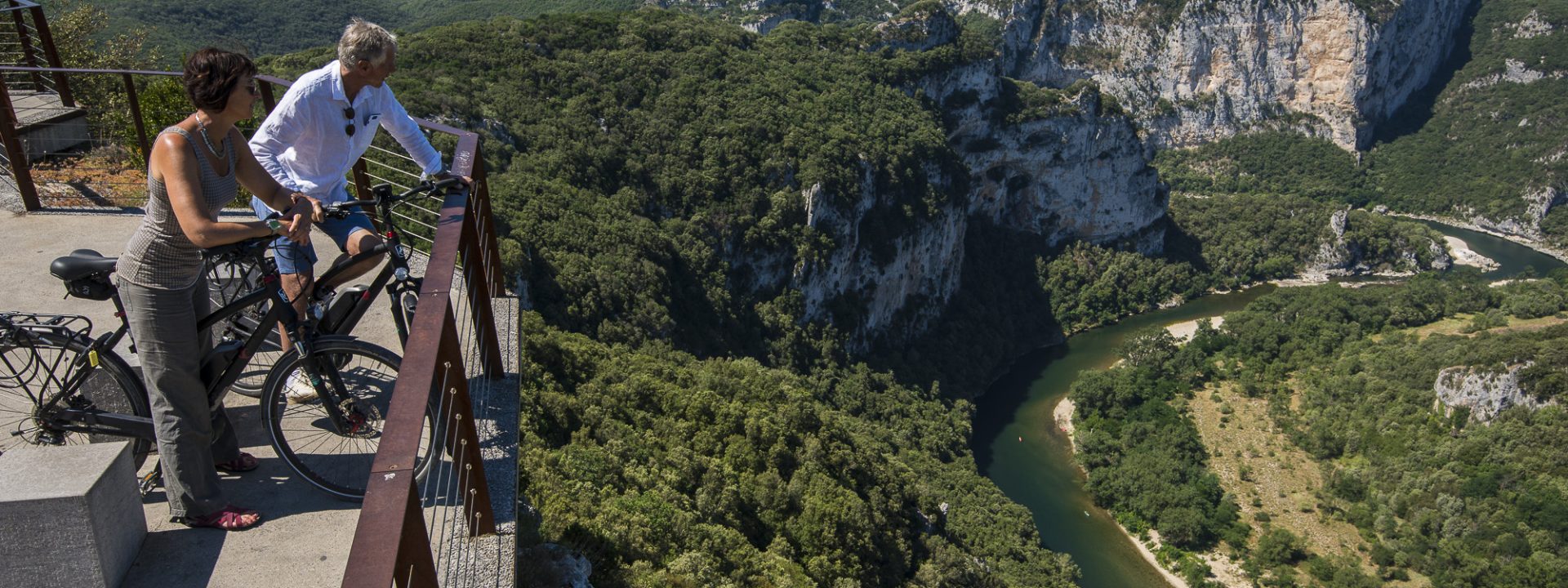 Découvrir les Gorges de l'Ardèche en vélo