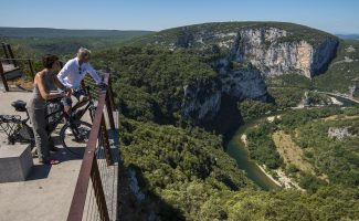 Découvrir les Gorges de l'Ardèche en vélo