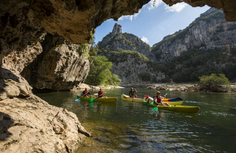 Canoë Gorges de l'Ardèche ©Matthieu Dupont